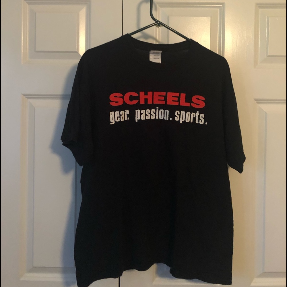 Black Scheel’s T-Shirt